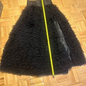 Long Lace Ruffles Skirt